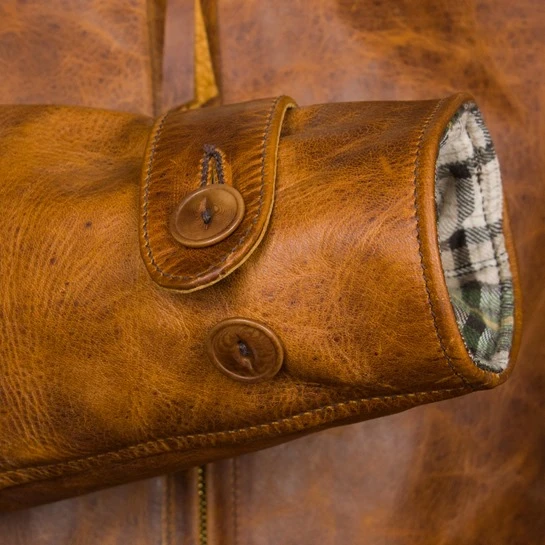 August 4 August - Image 4